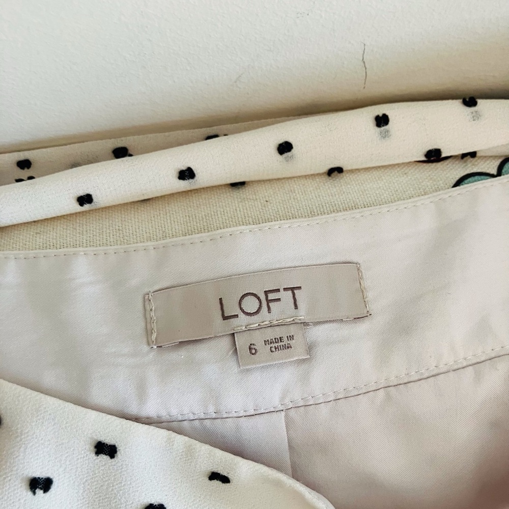 Gently Worn Loft Pleated Midi Skirt with Sash Black/White Size 6 - Picture 11 of 12